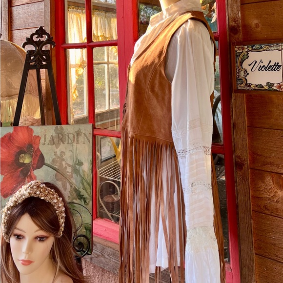 Rancho Estancia Fringed Suede Vest - Picture 9 of 12